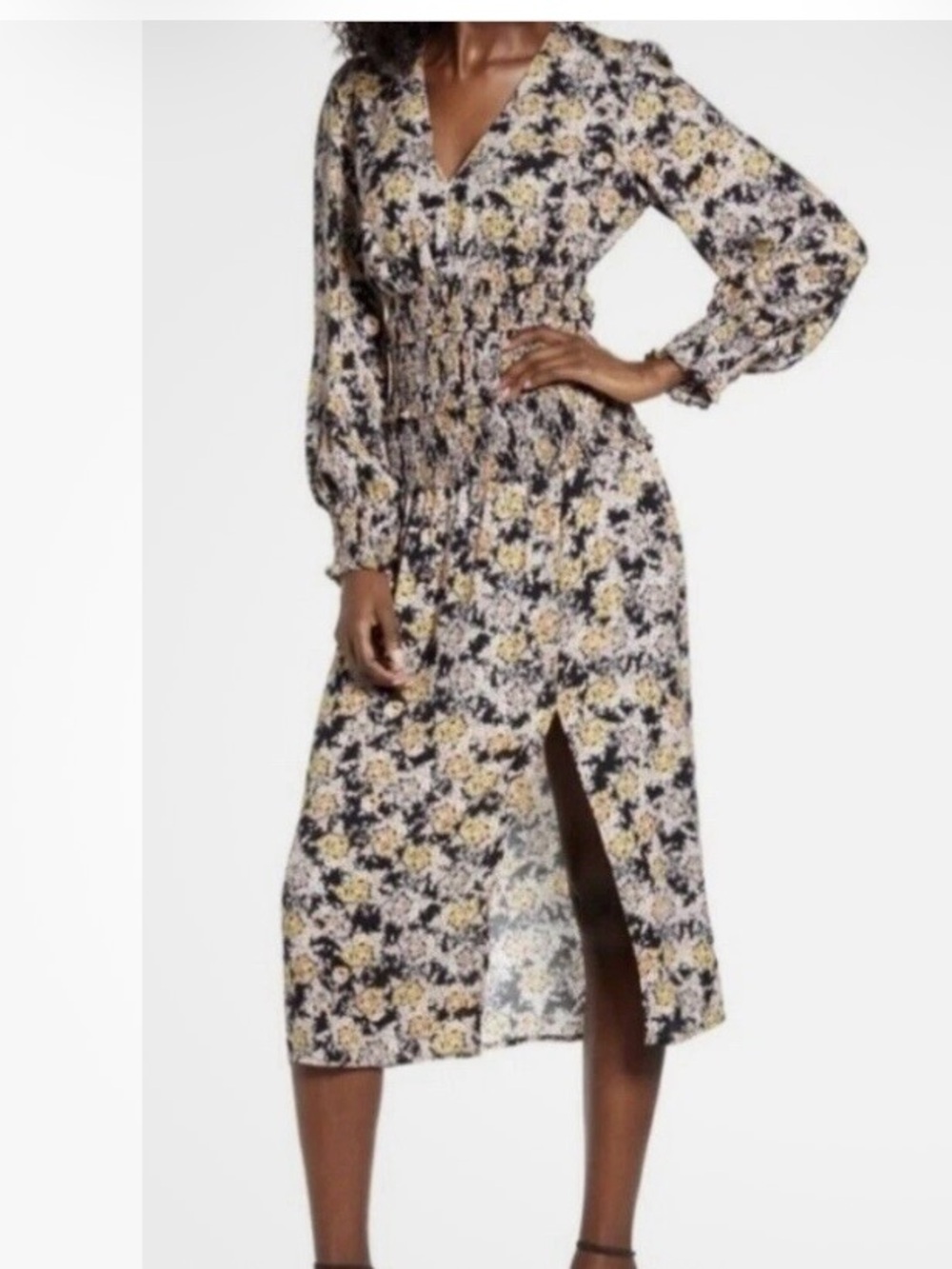NWT hazel women’s floral smocked gold bouquet v neck midi dress, size M, AFRM